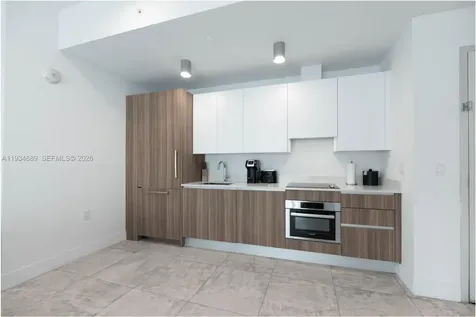 239 SW 9th Street Miami FL 33130