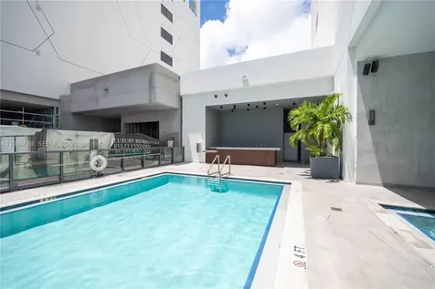 239 SW 9th Street Miami FL 33130