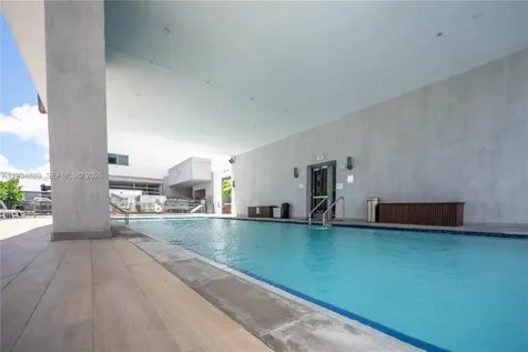 239 SW 9th Street Miami FL 33130