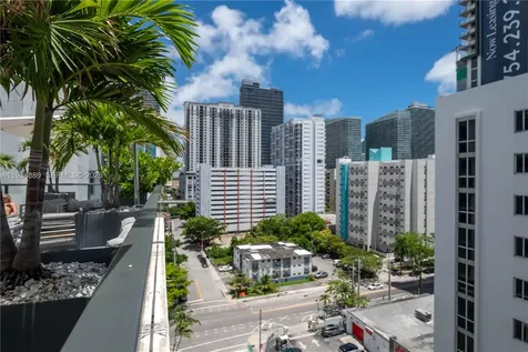 239 SW 9th Street Miami FL 33130