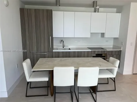 239 SW 9th Street Miami FL 33130