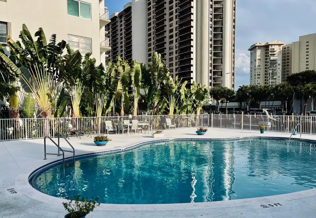 1750 NE 115th Street Miami FL 33181