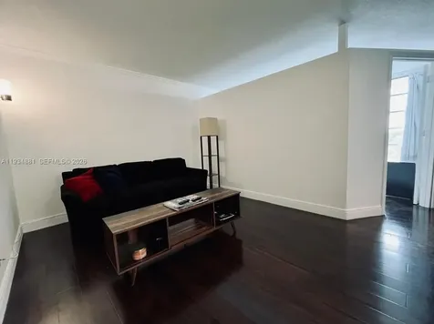 1750 NE 115th Street Miami FL 33181