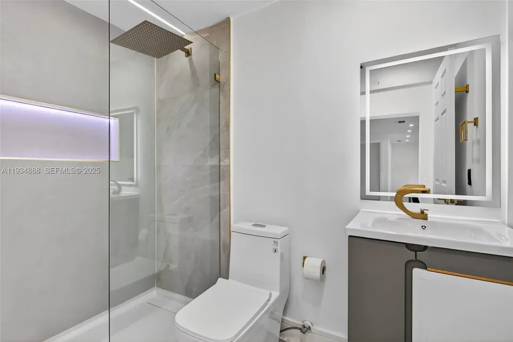 1488 NE 29th Street Pompano Beach FL 33064