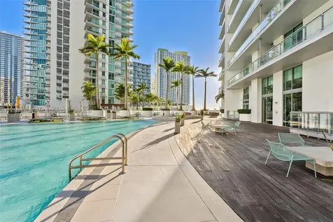 90 SW 3rd Street Miami FL 33130
