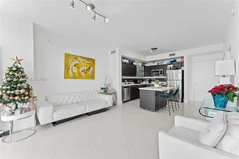 90 SW 3rd Street Miami FL 33130