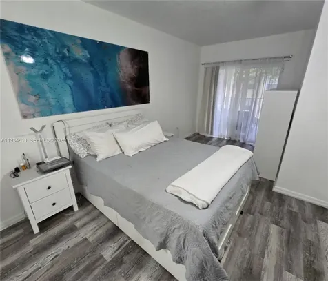 North Lauderdale FL 33068