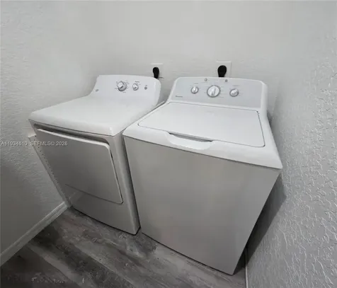 North Lauderdale FL 33068