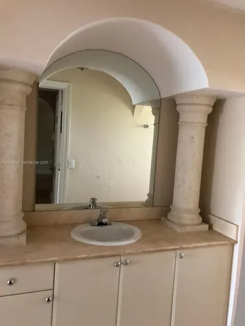 17255 SW 95th Avenue Palmetto Bay FL 33157