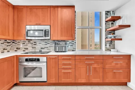 3340 NE 190th Street Aventura FL 33180