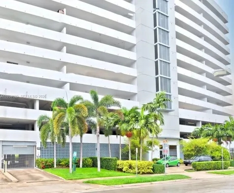 36 NW 6th Avenue Miami FL 33128
