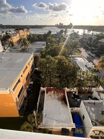 300 Oregon Street Hollywood FL 33019