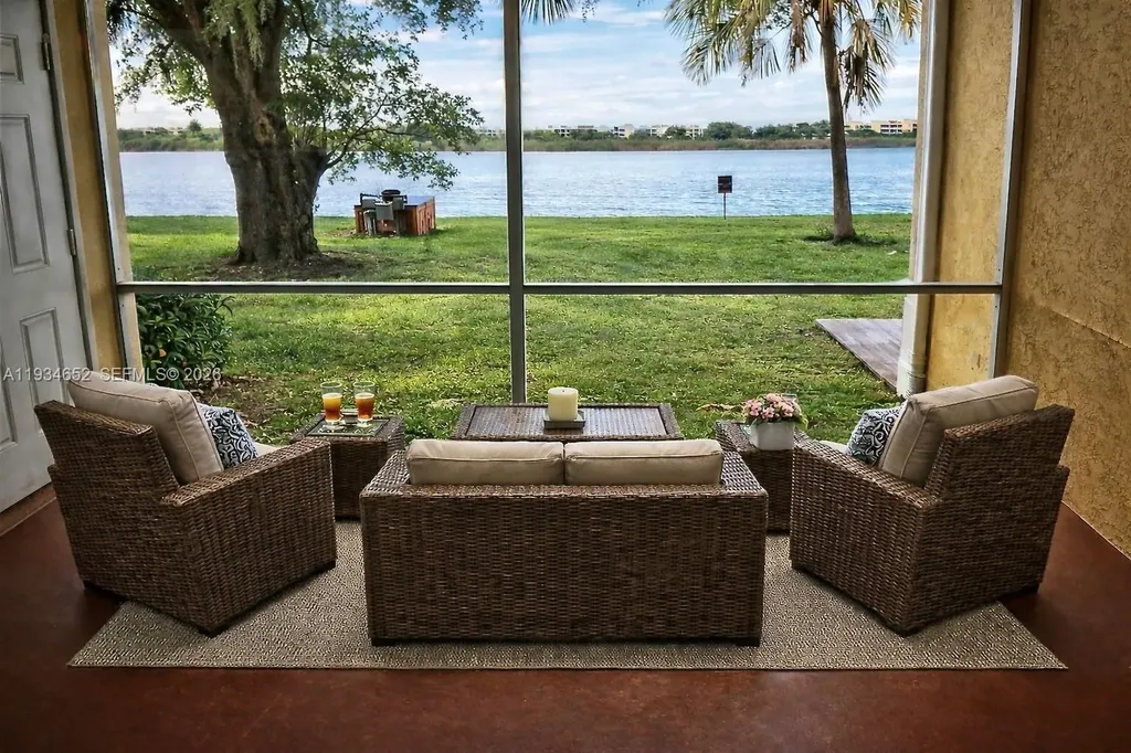 2445 NW 33rd Street Oakland Park FL 33309