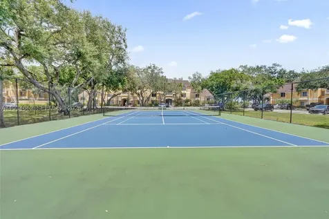 2445 NW 33rd Street Oakland Park FL 33309