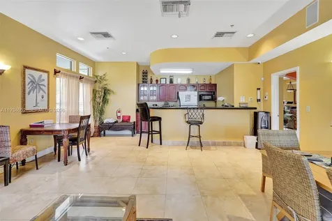 2445 NW 33rd Street Oakland Park FL 33309