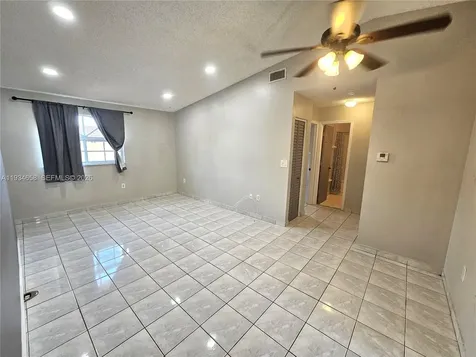 7762 W 34th Lane Hialeah FL 33018