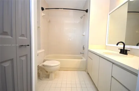 7762 W 34th Lane Hialeah FL 33018