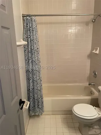 7762 W 34th Lane Hialeah FL 33018