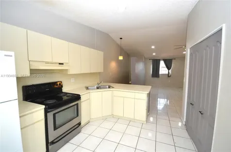 7762 W 34th Lane Hialeah FL 33018