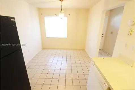 464 NE 210th Cir Terrace Miami FL 33179