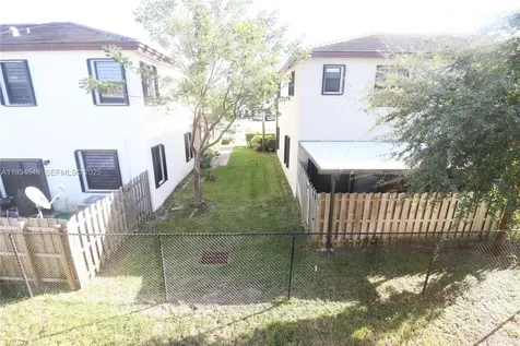 464 NE 210th Cir Terrace Miami FL 33179