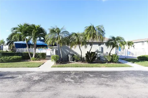 464 NE 210th Cir Terrace Miami FL 33179
