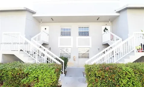 464 NE 210th Cir Terrace Miami FL 33179