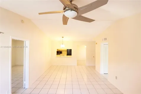 464 NE 210th Cir Terrace Miami FL 33179