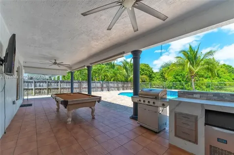 15519 SW 182nd Lane Miami FL 33187