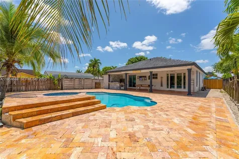 15519 SW 182nd Lane Miami FL 33187
