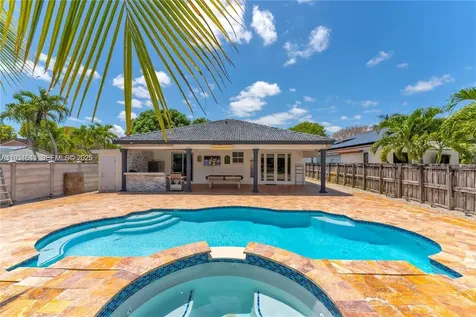 15519 SW 182nd Lane Miami FL 33187