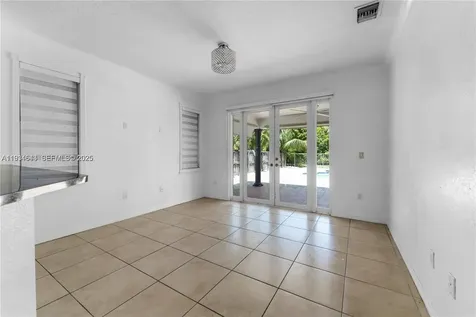 15519 SW 182nd Lane Miami FL 33187