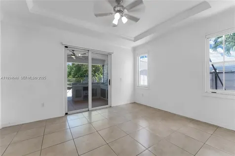 15519 SW 182nd Lane Miami FL 33187