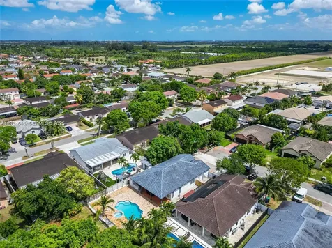15519 SW 182nd Lane Miami FL 33187