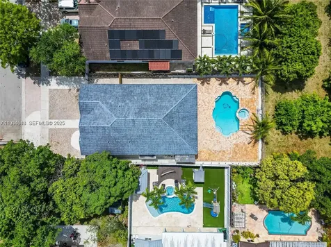 15519 SW 182nd Lane Miami FL 33187
