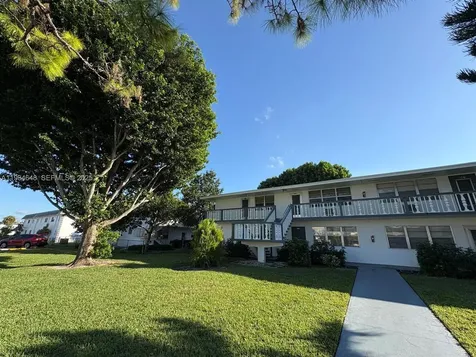 243 Sheffield J West Palm Beach FL 33417