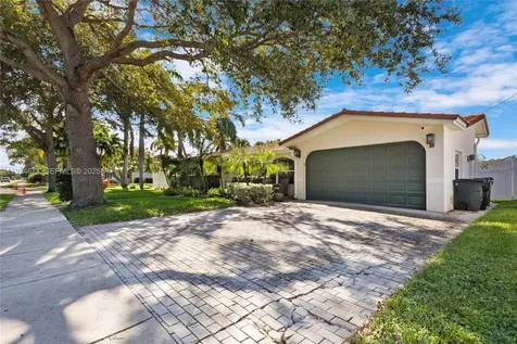 3401 NE 21st Avenue Lighthouse Point FL 33064
