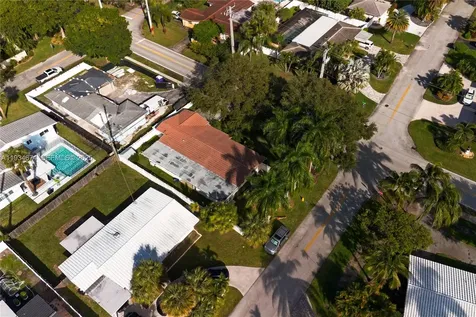 3401 NE 21st Avenue Lighthouse Point FL 33064