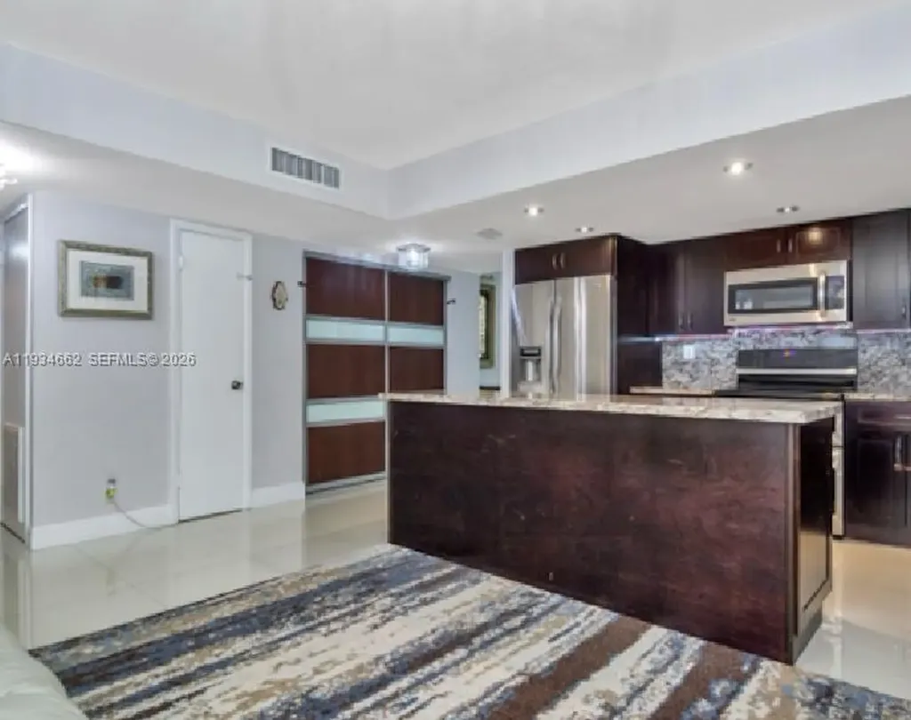 20401 NE 30th Avenue Aventura FL 33180