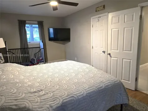 6626 SW 1st Court Pembroke Pines FL 33023