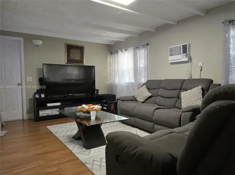 6626 SW 1st Court Pembroke Pines FL 33023