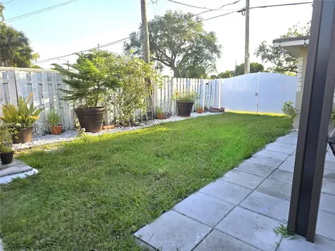 6626 SW 1st Court Pembroke Pines FL 33023