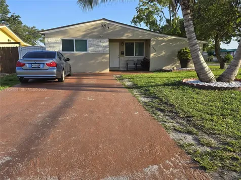 6626 SW 1st Court Pembroke Pines FL 33023