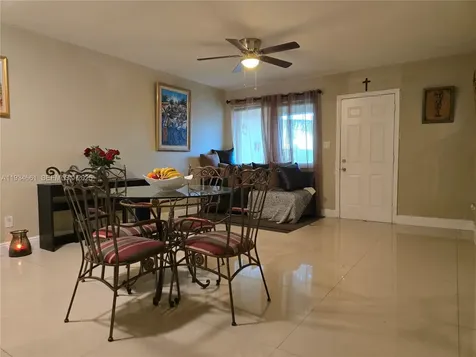 6626 SW 1st Court Pembroke Pines FL 33023