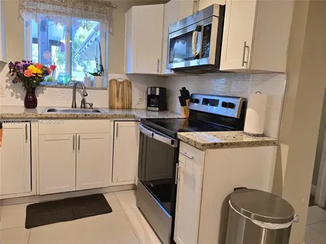 6626 SW 1st Court Pembroke Pines FL 33023
