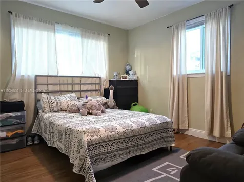 6626 SW 1st Court Pembroke Pines FL 33023