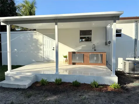 260 NW 119th Street Miami FL 33168