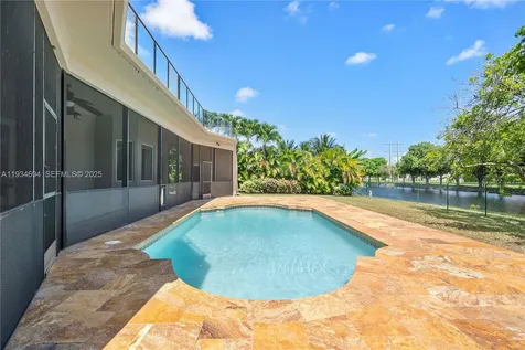 10922 NW 49th Drive Coral Springs FL 33076