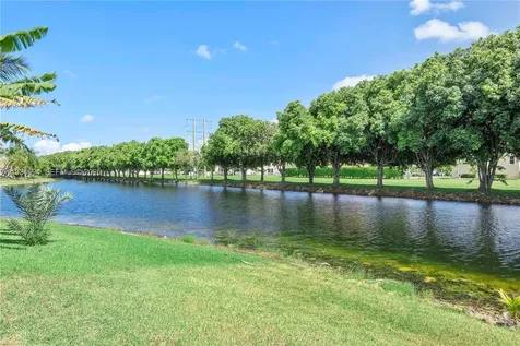10922 NW 49th Drive Coral Springs FL 33076