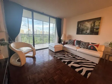 20335 W Country Club Drive Aventura FL 33180